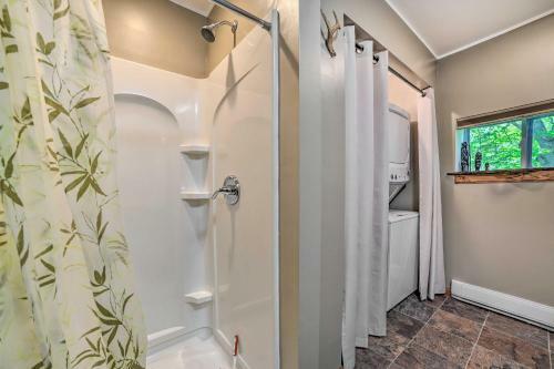 Secluded Getaway Near Orv, Equestrian Trails!