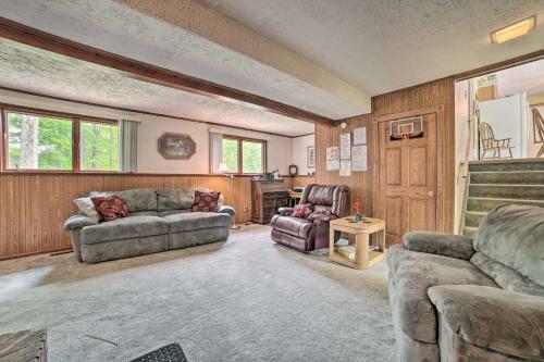 Mancelona Home With Deck, 8 Mi To Torch Lake!