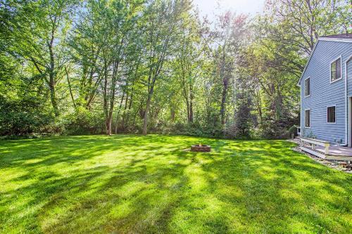 Lovely Lakewood Getaway
