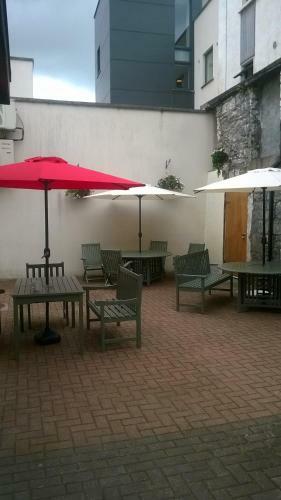 Bed & Breakfast The Connaught Inn