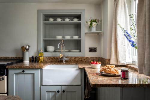 Mulberry, A Luxury Two Bed Cottage In Painswick