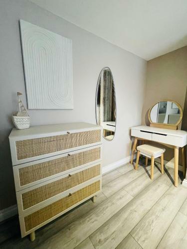 The Rambler's Rest Cottage, Parkgate, Wirral