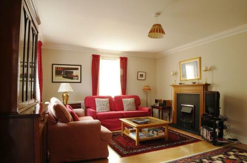 Blackfriars Apartment