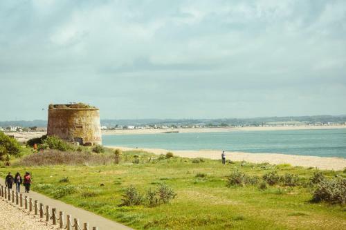 Apartamento Beachfront Flat With Balcony & Stunning Sea Views