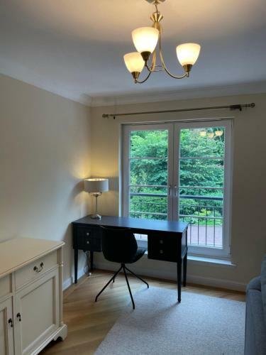 Lovely 2 Bedroom 2 Bathroom Executive Apartment