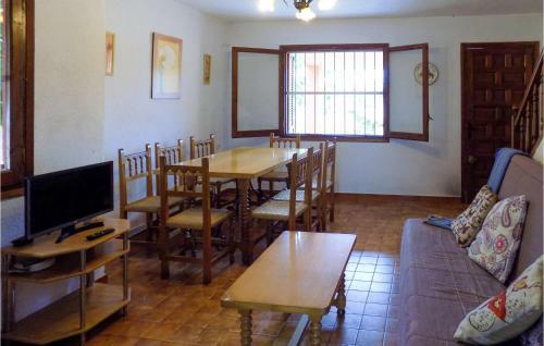 Nice Home In Pe��scola With 3 Bedrooms #245