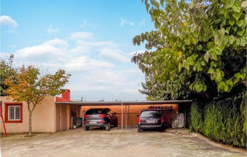 Nice Home In Pe��scola With 3 Bedrooms #246