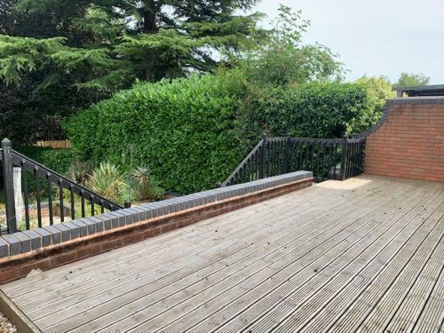 Spacious 5-bedroom Home Perfect For Large Groups
