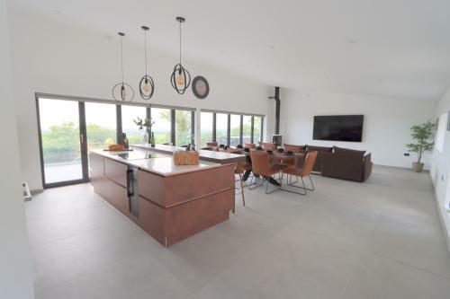 Moorland View, Luxurious Modern Retreat In Devon