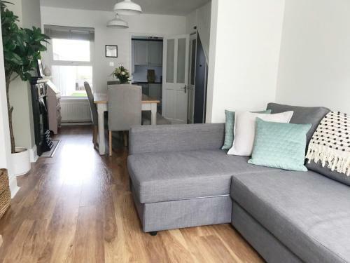 Emerson House. Close To Poole Harbour & Town Centre