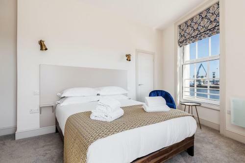 Custom House Poole - Overlord Room
