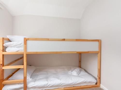 Pass The Keys Family Friendly Home With Free Parking