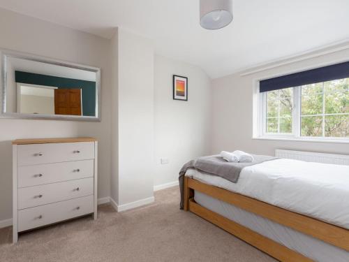 Pass The Keys Family Friendly Home With Free Parking