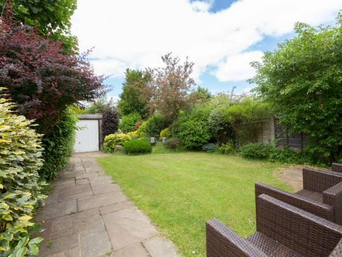 Pass The Keys Family Friendly Home With Free Parking