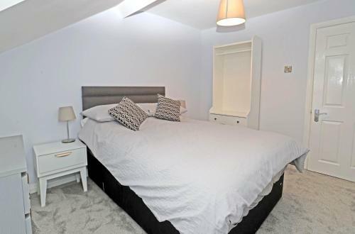 Entire Penthouse Apartment With Sea Views Portrush