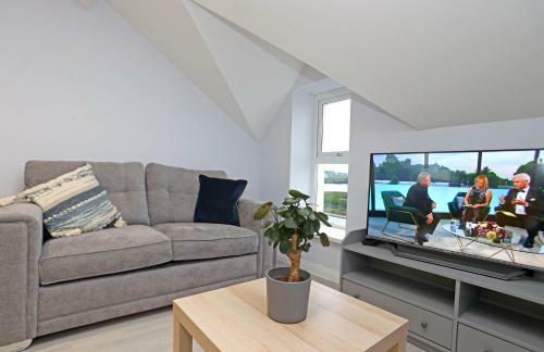 Entire Penthouse Apartment With Sea Views Portrush