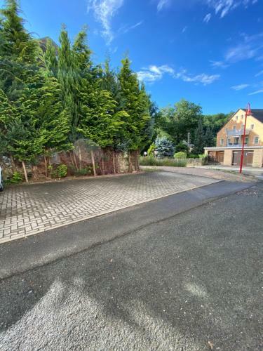 Apartamento Ger�umige Ferienwohnung Im Gr�nen