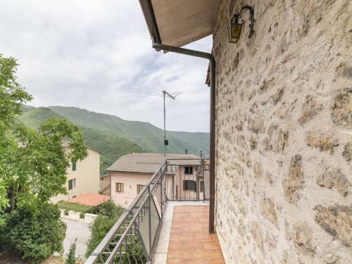 Inviting Apartment In Umbria With Garden