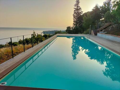 Apartamento Suite Cefal� Vista Mare