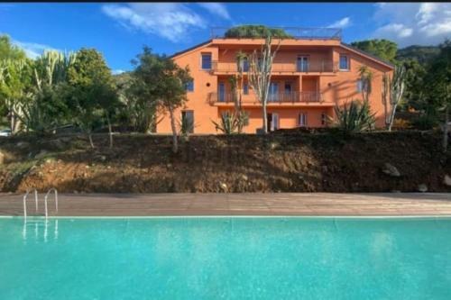 Apartamento Suite Cefal� Vista Mare
