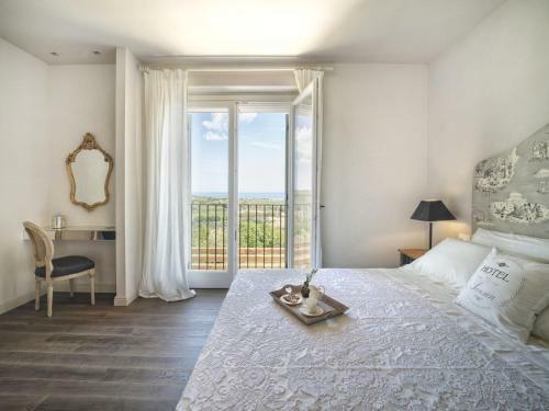Luxurious Villa In Civitanova Marche With Private Pool