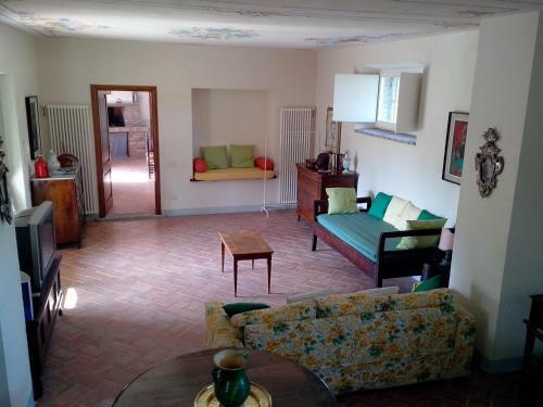 Coriana Apartments & Villas