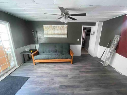 Comfortable 2 Bedroom Home In Historic Hibbing