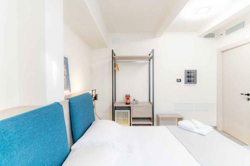 Hostal Carizza Rooms