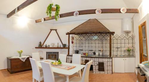 Casa Lal� - Rustic Apartment With Stunning Views
