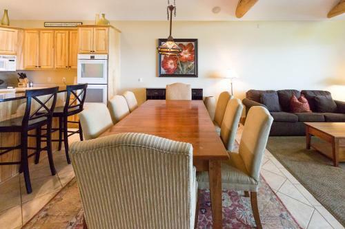 Interlachen Unit 18