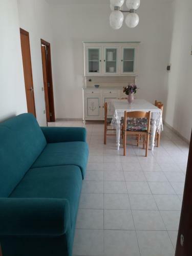 A 30 Metri Dal Mare Di Nora, Casa Confortevole