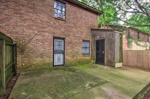 Modern Jackson Townhome About 6 Mi To Downtown!