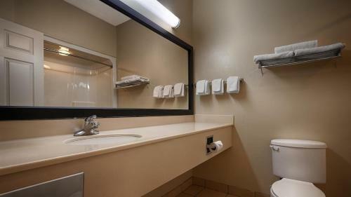 Hotel Americas Best Value Inn Wiggins