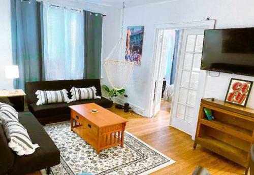 Apartamento (55.1s) Experience A True Stl Visit!