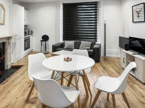 Apartamento Bright And Spacious 1-bdr Flat W/ Free Parking