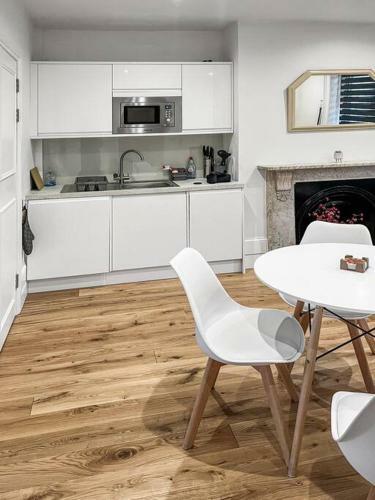 Apartamento Bright And Spacious 1-bdr Flat W/ Free Parking