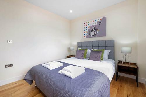Oxford Rd 2 Bed Serviced Apartment 06 With Parking, Reading