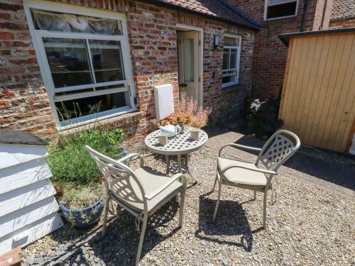 3 Westgate Mews