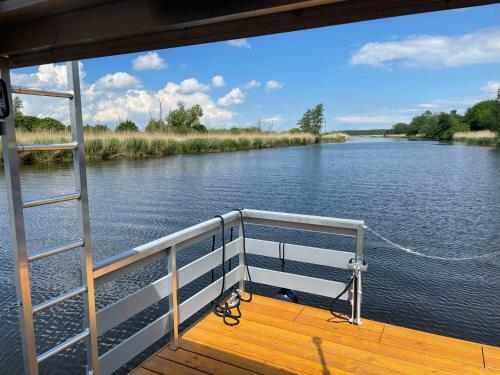 Hausboot-urlaub24