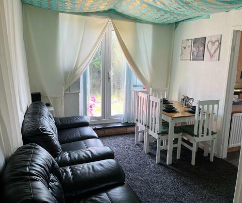 Immaculate 3-bed House In Rotherham