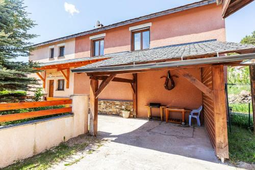 La Granja - Maison Avec Chemin�e, Jardin, Baby-foot