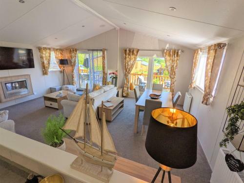 Molly's Lodge