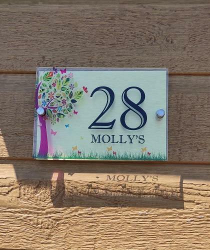 Molly's Lodge