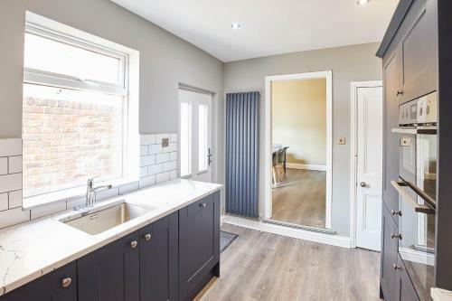 Host & Stay - The Old Fireman's House