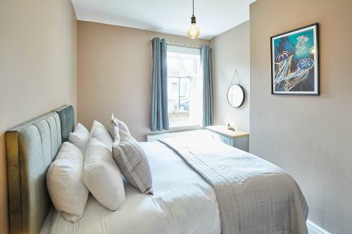 Host & Stay - The Old Fireman's House