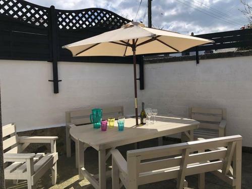 Hostal Entire Home In St Ives With Off Road Parking