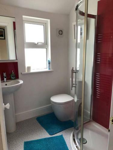 Hostal Entire Home In St Ives With Off Road Parking