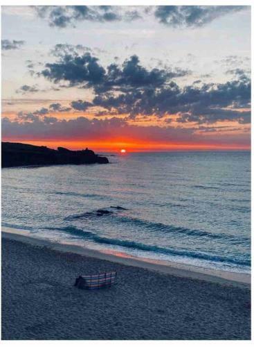 Hostal Entire Home In St Ives With Off Road Parking