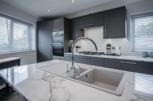 Gower View - 4 Bedroom Luxurious Holiday Home - Saundersfoot
