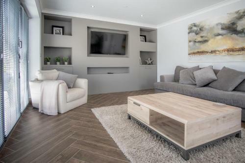 Gower View - 4 Bedroom Luxurious Holiday Home - Saundersfoot
